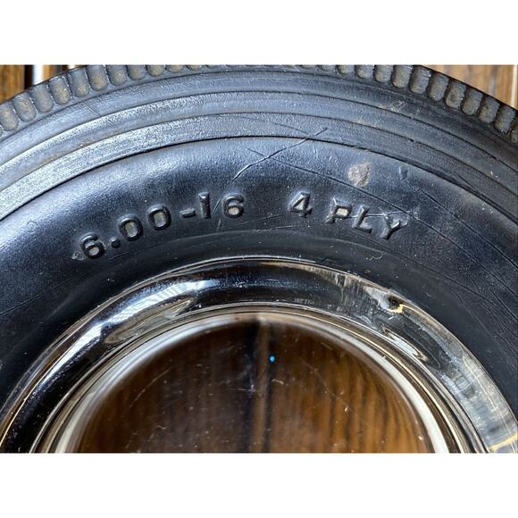 Vtg BF Goodrich Silvertown 6.00 - 16 Tire Smoking Glass Ashtray Bar Garage Decor - Picture 4 of 10